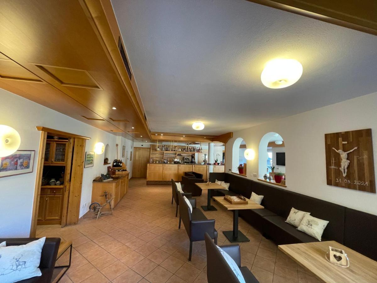 Hotel Larch Campo di Trens Exterior photo