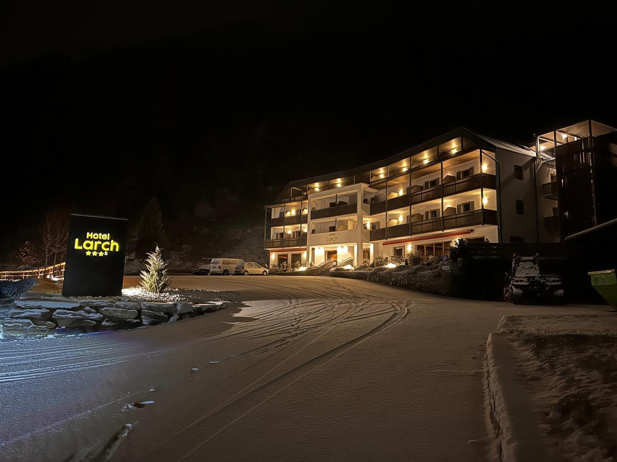 Hotel Larch Campo di Trens Exterior photo